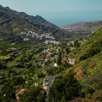 view over Gran Canaria as you climb towards Soria